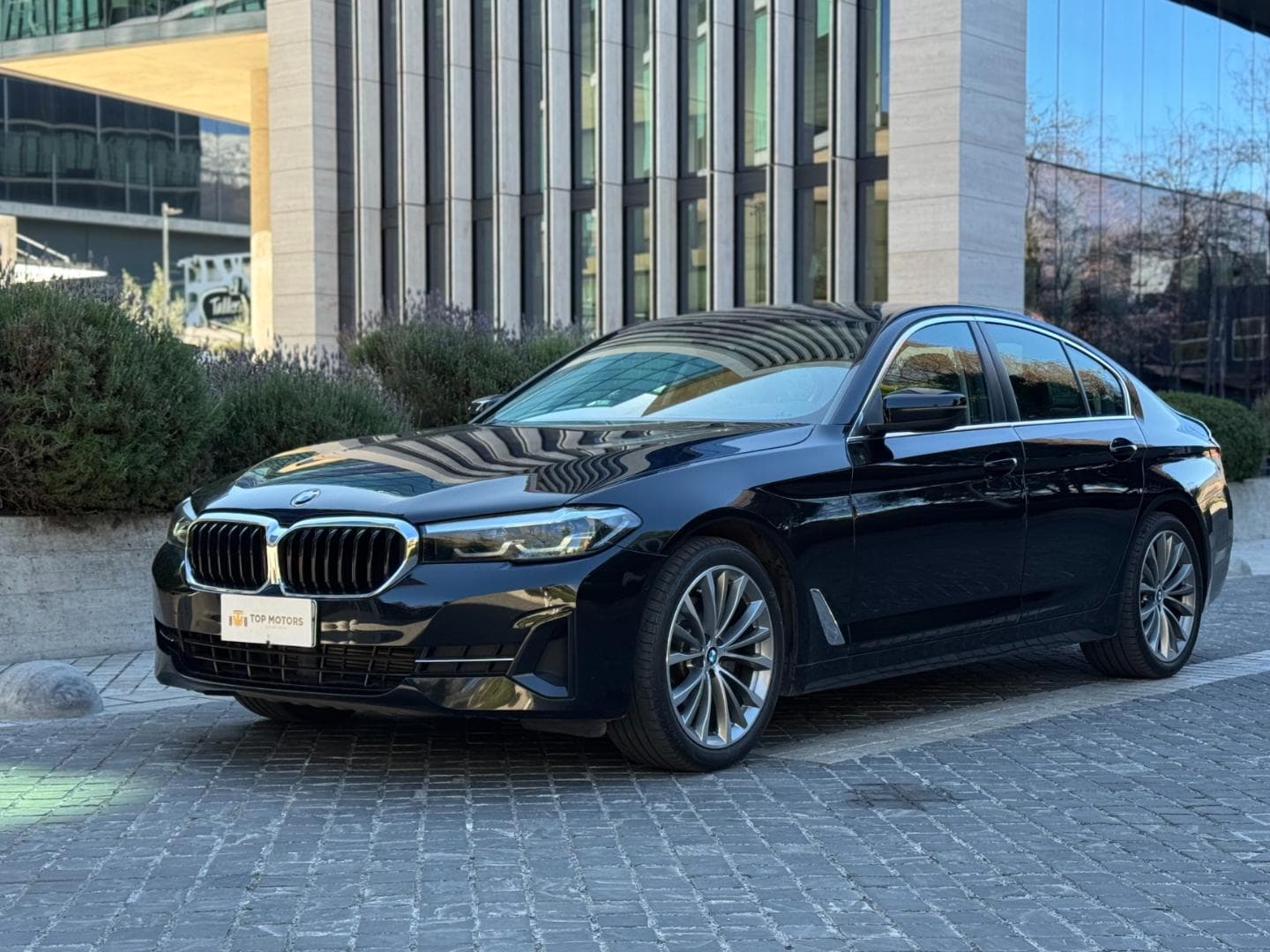 BMW 520d 2023 (1/18)