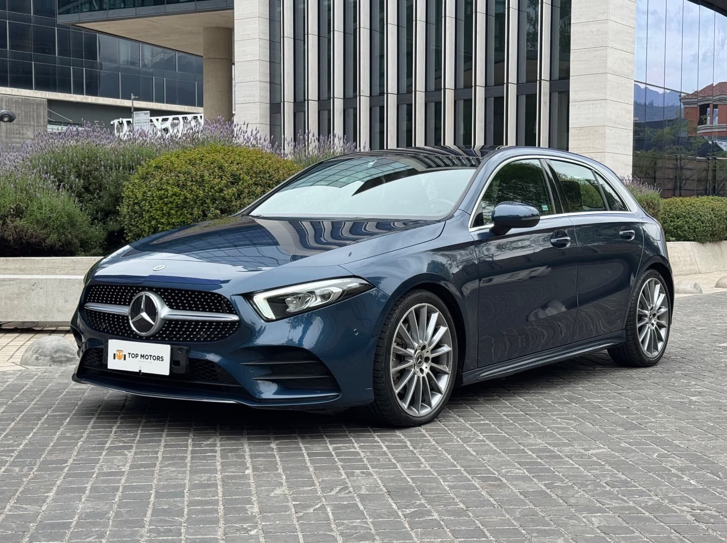 Mercedes-Benz A250 2023 (1/17)